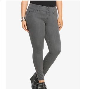 Gray Torrrid Jegging